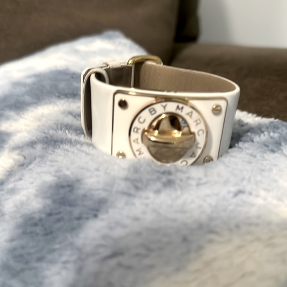 Marc Jacobs bracelet watch - Picture 1 of 7